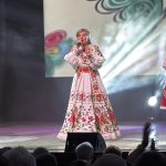 Гармонь играет от души